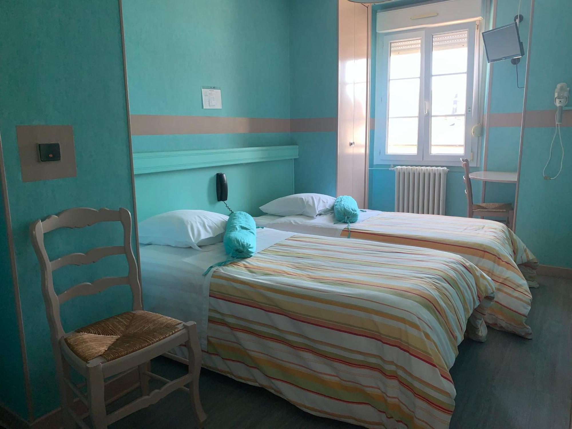 A La Porte Saint Jean La Souterraine Bagian luar foto